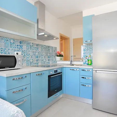 Apartment 2737a *