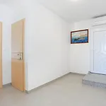 Апартаменты 2737a
